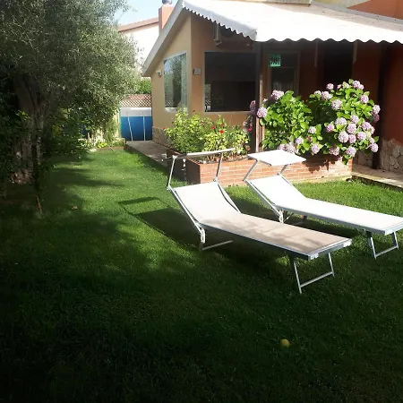 Degli Ulivi Holiday home *